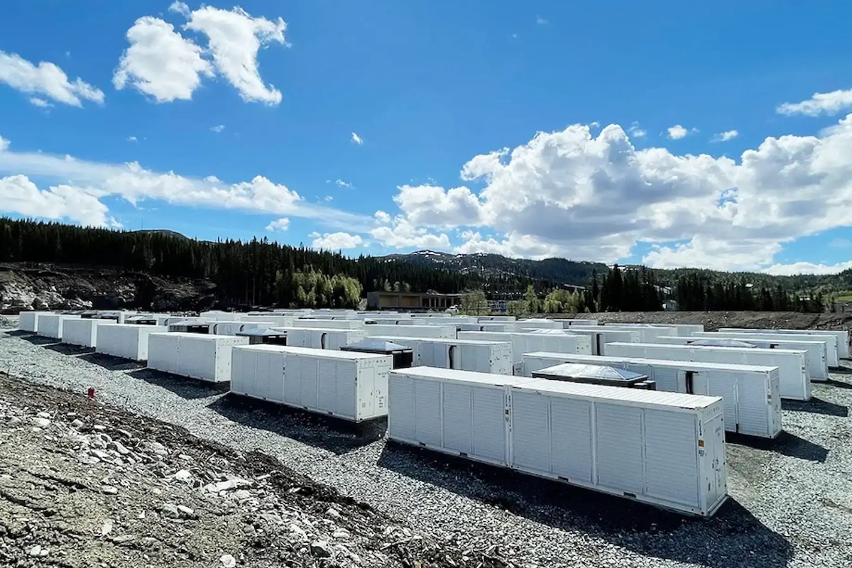 Bitdeer Ramps up Realized Bitcoin Hashrate by 67% with SEALMINERS