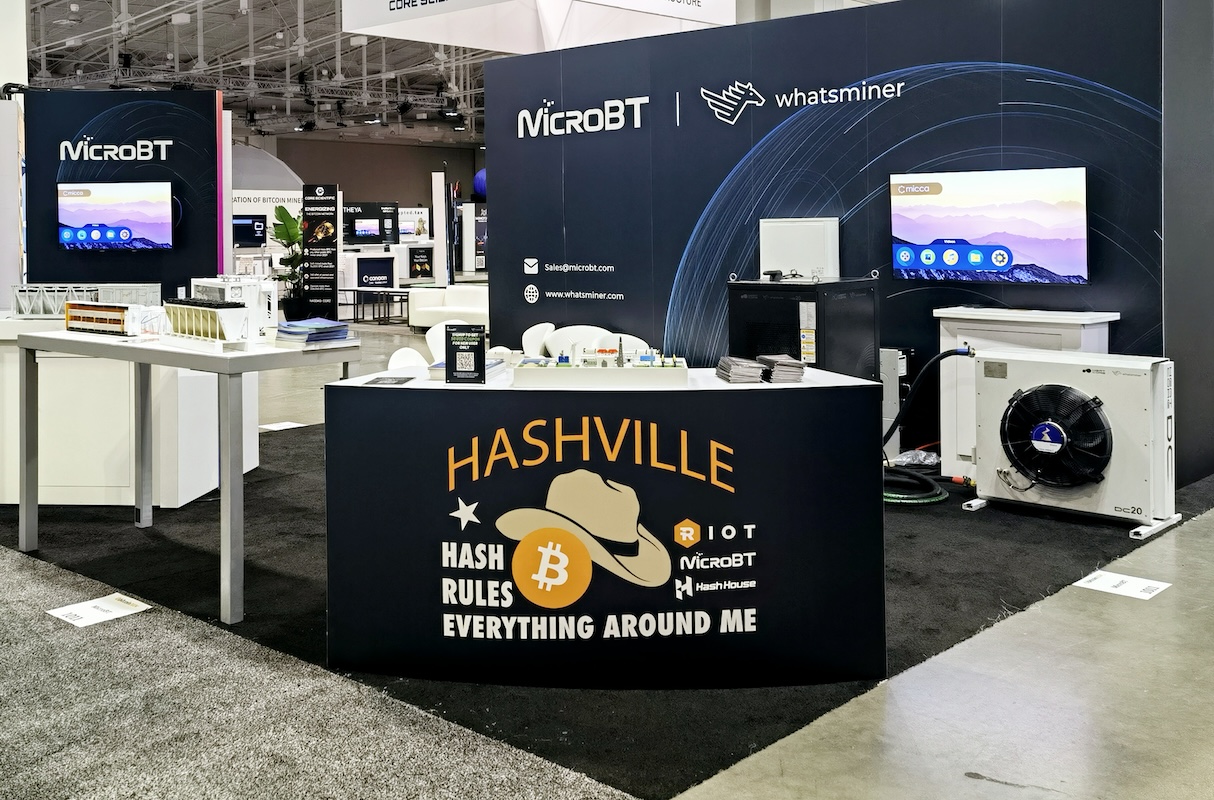 MicroBT Launches M6XS+ Bitcoin Miners with 17J/TH Efficiency whatsminer