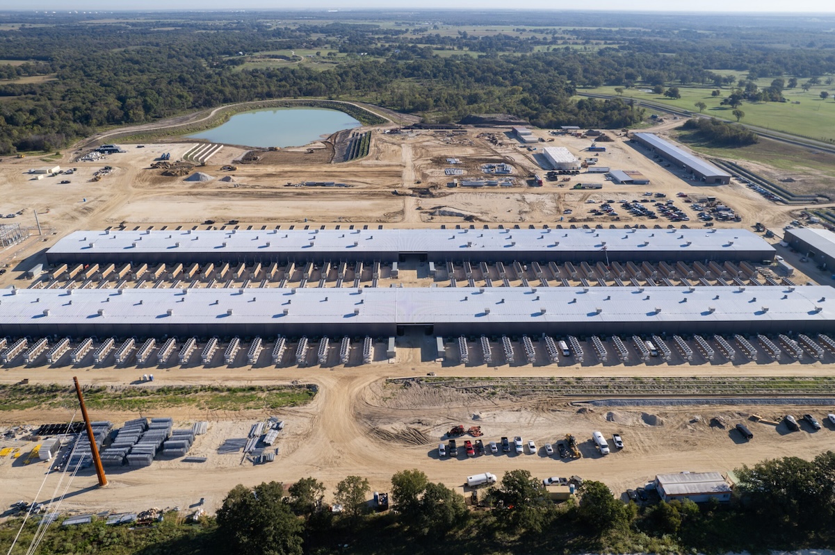 Riot Sells Bitcoin Production for First Time in 15 Months