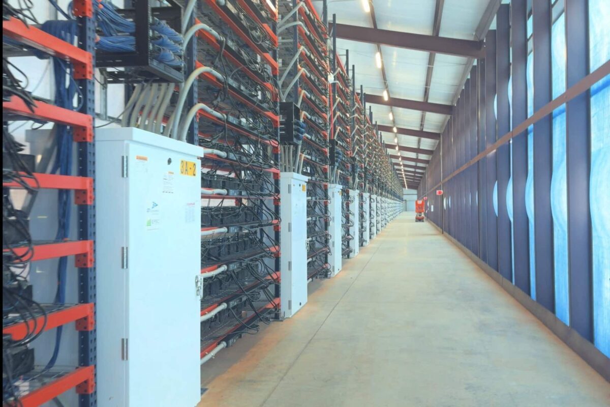 CleanSpark Faces $185M Tariff Risk Over Bitcoin Miner Imports